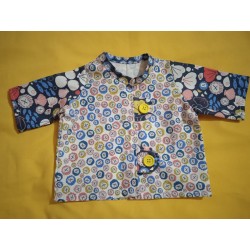 Chemise aux boutons jaunes